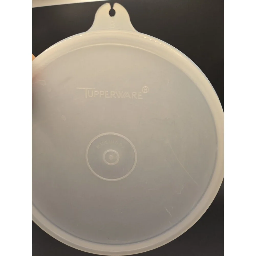 Vintage TUPPERWARE 238-61  5 1/2